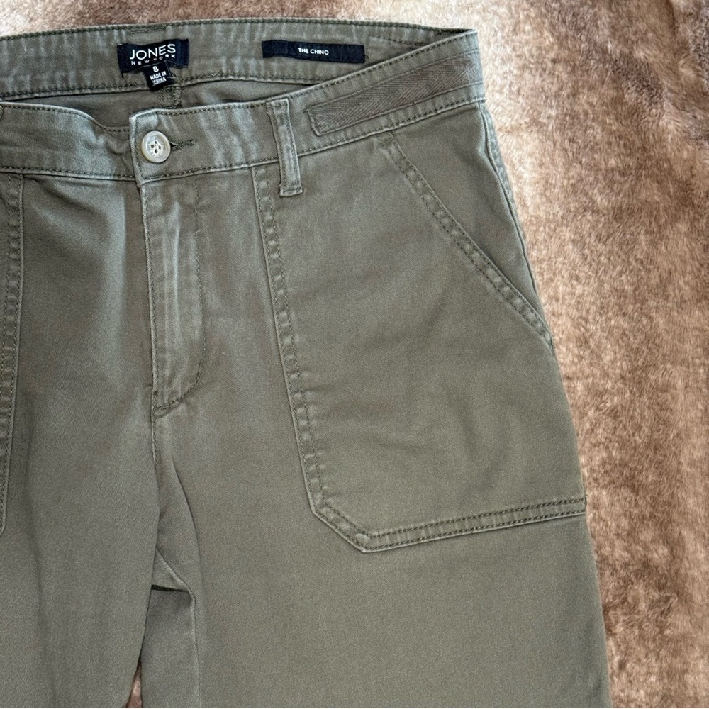 Jones New York Women’s Olive Green Chinos Size 8 - Picture 2 of 7